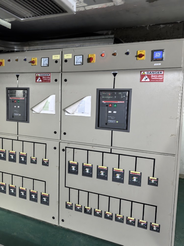 High and low voltage distribution box